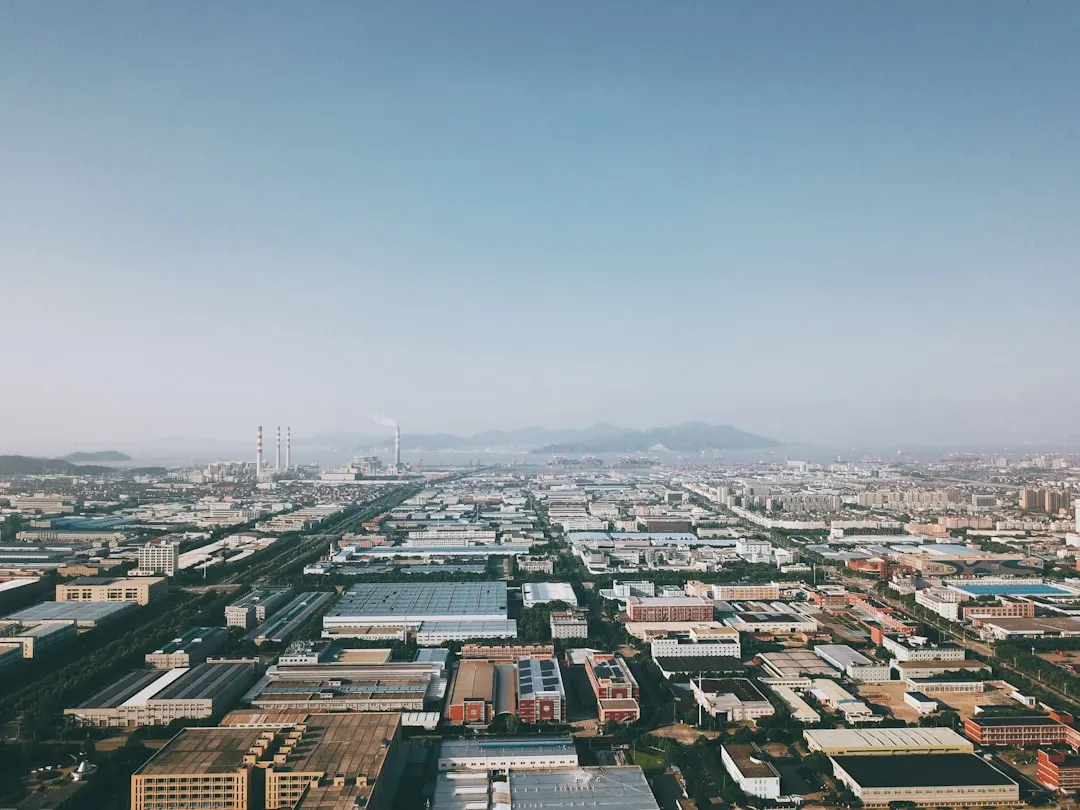 2025年电子元器件市场趋势及华北仪器仪表选型策略正文配图 1